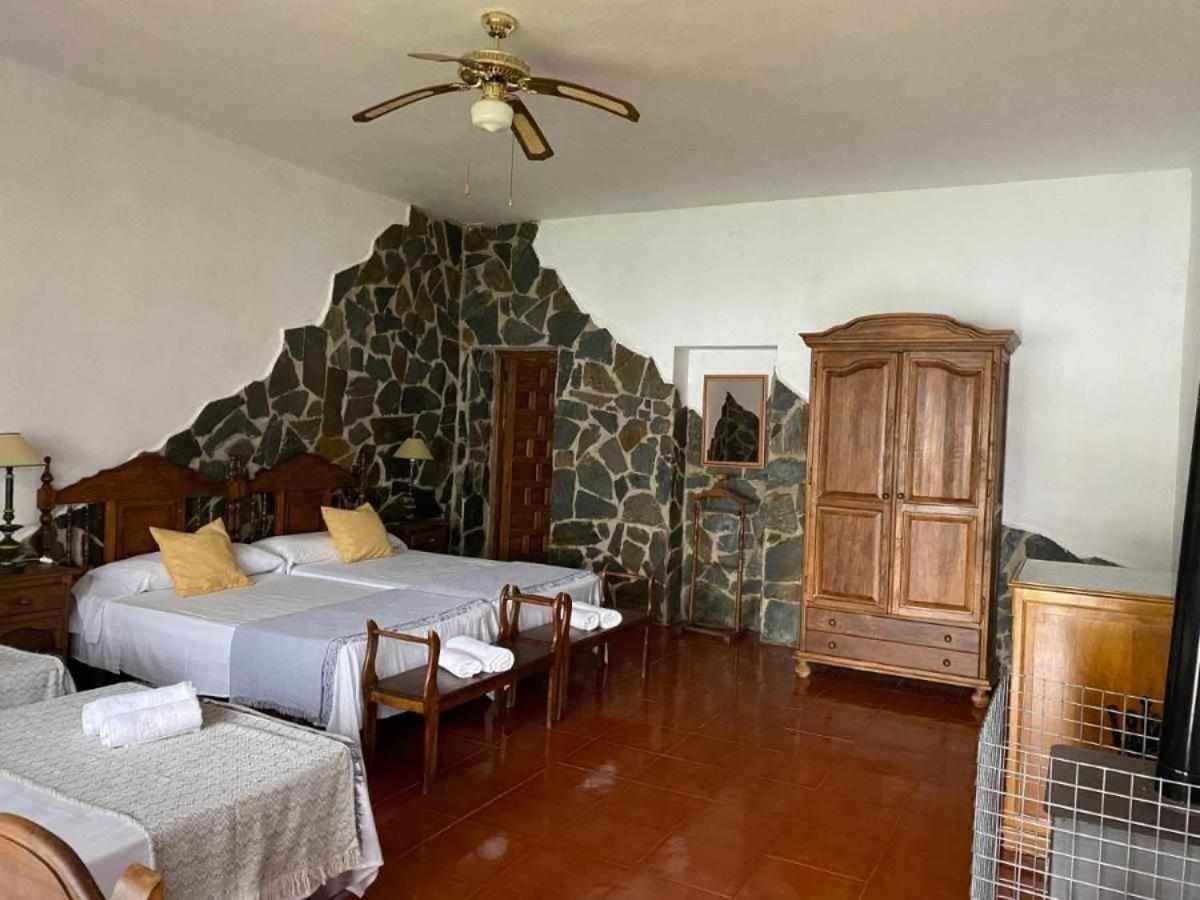 Hotel Rural Villa Torreaguila Бадахос Екстер'єр фото